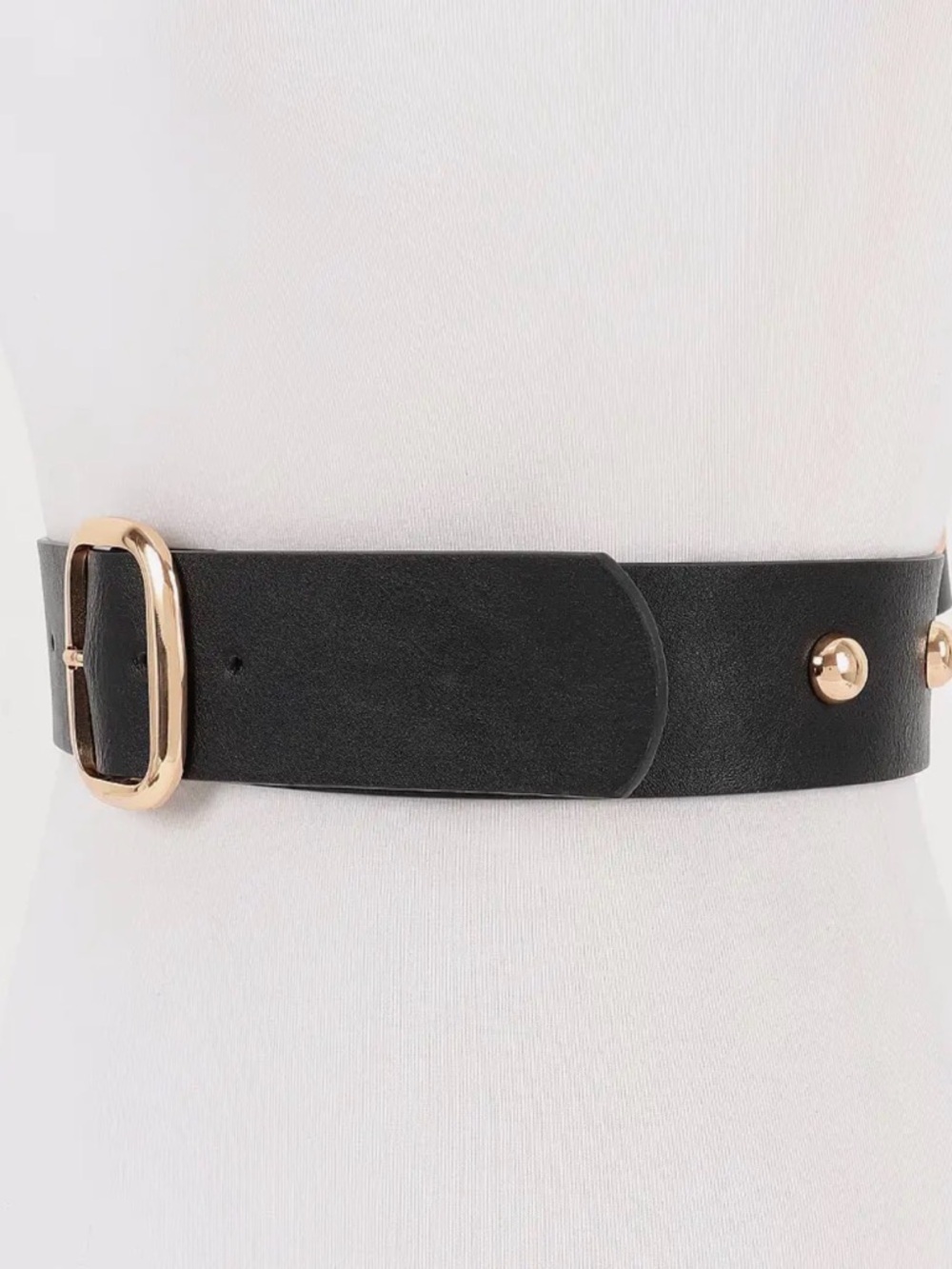 Classic Gold Buckle Studded Belt - Picture 2 of 5